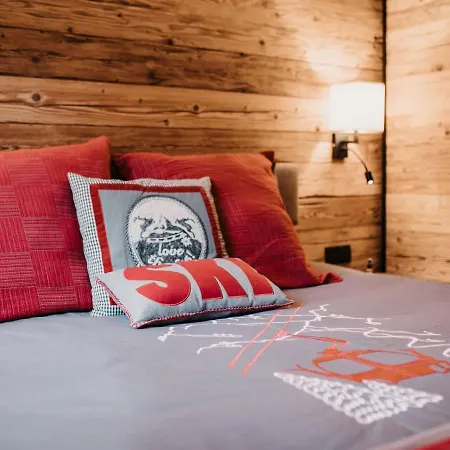 Chalet Premium In With 2 Saunas And Pool *